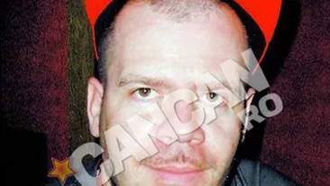 Un tanar de 34 de ani e nostalgic al Epocii de Aur. Si l-a tatuat pe Ceausescu pe spate!