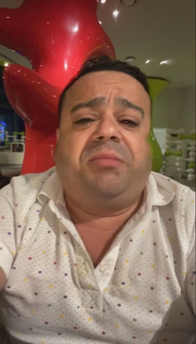 Adrian Minune, jefuit ca-n filme la Milano: “Fiecare are meseria lui! Eu plătesc recompensa, să ne dea mascații…”
