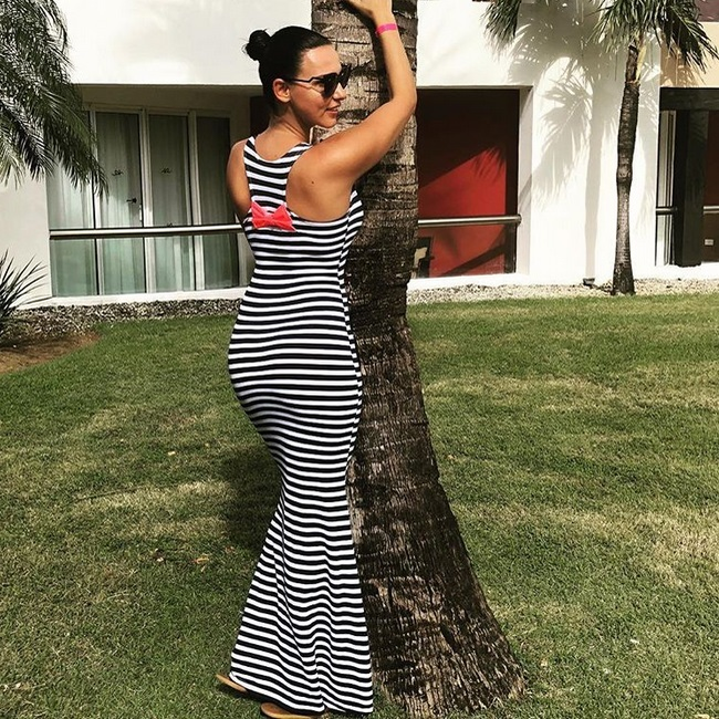 Poză rară cu Ştefan Bănică Jr. şi frumoasa lui soţie! Lavinia Pîrva este HOT în costumul de baie