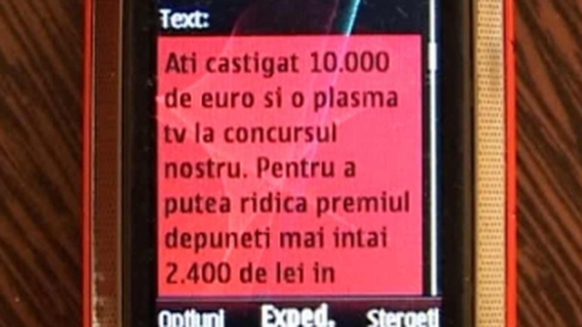 Fii atent la mesajele pe care le primesti pe telefonul mobil! Poti fi victima sarlatanilor