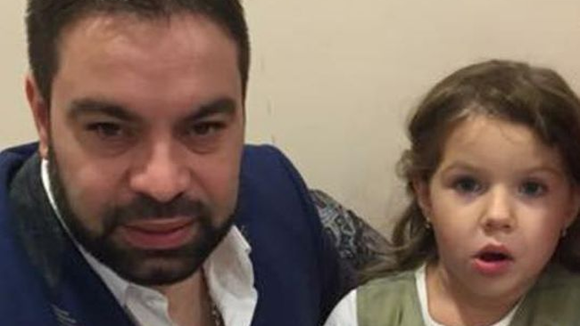 Florin Salam a cantat pe 20 de mii de euro in Germania. Poze explozive de la nunta unor milionari din Hamburg / FOTO