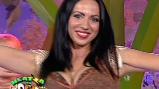 Roxana Marcu a revenit in muzica! Sissy Girls se numeste trupa cu care vrea sa faca ravagii in aceasta vara - Asculta piesa "Que Sera"