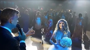 Cine este vedeta care a prins buchetul aruncat de mireasa Andreea Bălan! Urmează încă o nuntă în showbiz!