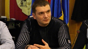 Directorul si contabila firmei Rosal, audiati la DNA, dupa ce procurorii au gasit carduri de combustibil la locuinta primarului din Cluj!