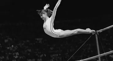 Cum arată Nadia Comăneci în costum de gimnastă, la 50 de ani de când a scris istorie la Montreal