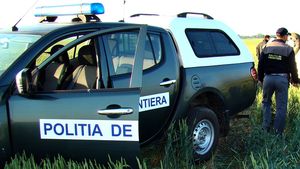 Imagini șocante în Maramureș. Târât și abandonat în șanț după ce ar fi fost lovit de mașina Poliției de Frontieră. Reacția instituției