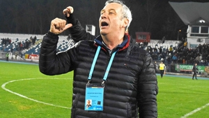 Mircea Rednic, demis pentru a treia oară în carieră de ziua lui! Viitorul rămâne fără antrenor înaintea ultimei etape!