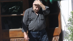 Si-a uitat nevasta si copiii! Cu cine a ajuns sa-si faca sarbatorile tatal lui Serban Huidu!