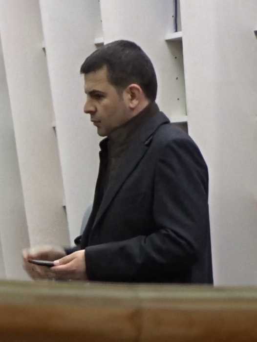 Ministrul Mediului şi-a găsit un bun refugiu într-o librărie din mall-ul din Băneasa