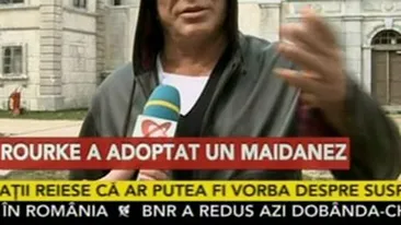 Mickey Rourke a adoptat un caine din Romania! Afla mai multe despre planurile sale de a ridica un adapost pentru cainii maidanezi in tara noastra!