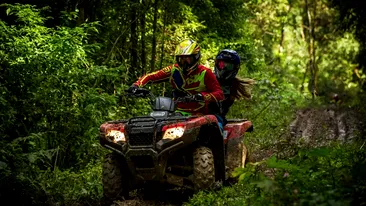 BREAKING | Iubita unui fotbalist celebru a murit într-un accident cumplit cu ATV-ul