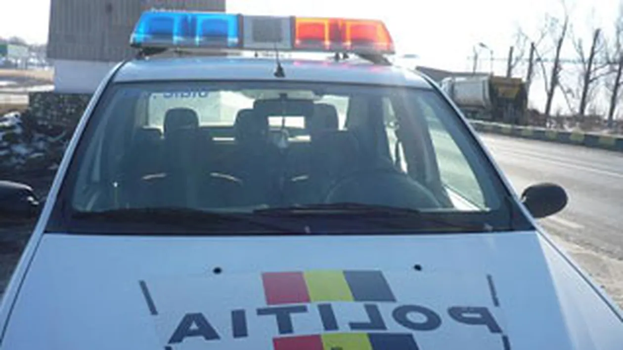 Un politist a accidentat cu masina de serviciu o batrana pe trecerea de pietoni