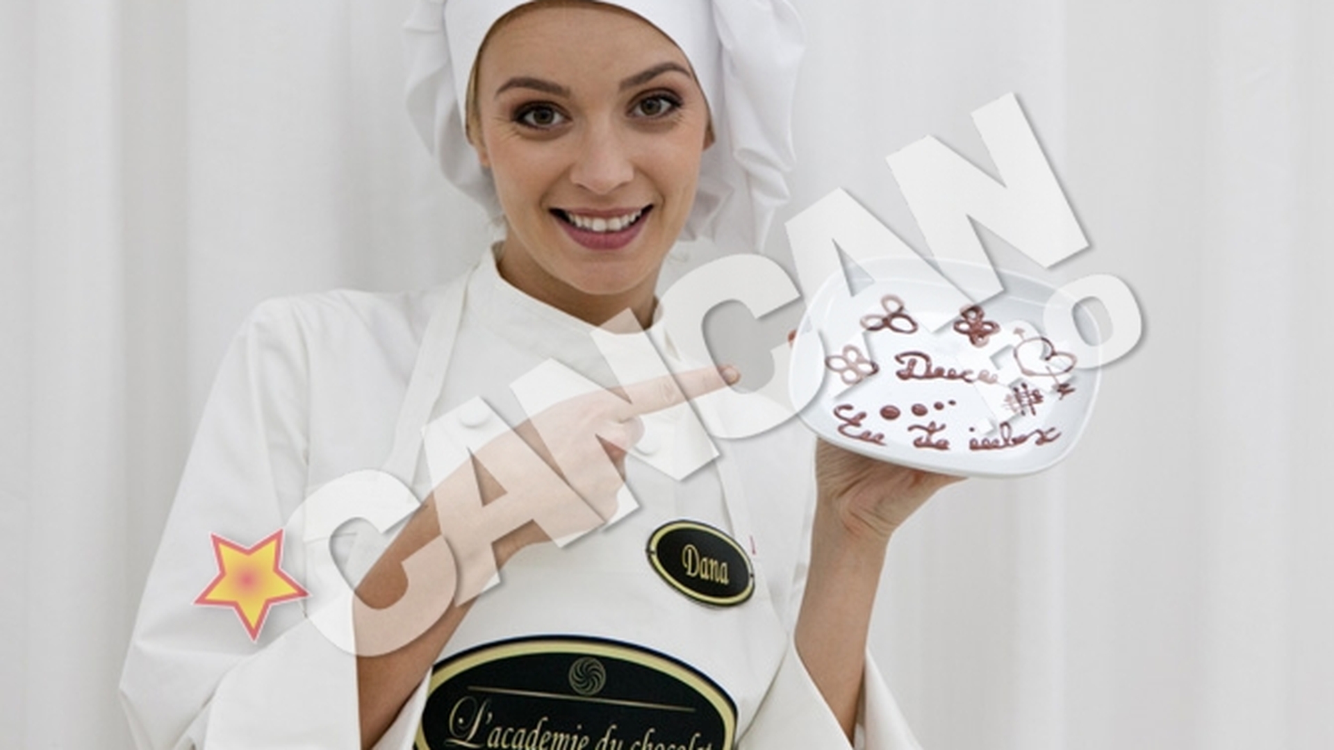 Diana Dumitrescu sI Ducu Ion nu se pot abtine nici cand sunt la munca. Vezi aici ce gest dezinhibat a facut blonda de fata cu colegii de platourile