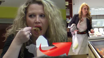 Oana Lis, ce-ai facut? Doar banane si iaurt? Daca anul trecut devora mancarea de la fast-food, acum a schimbat foaia!