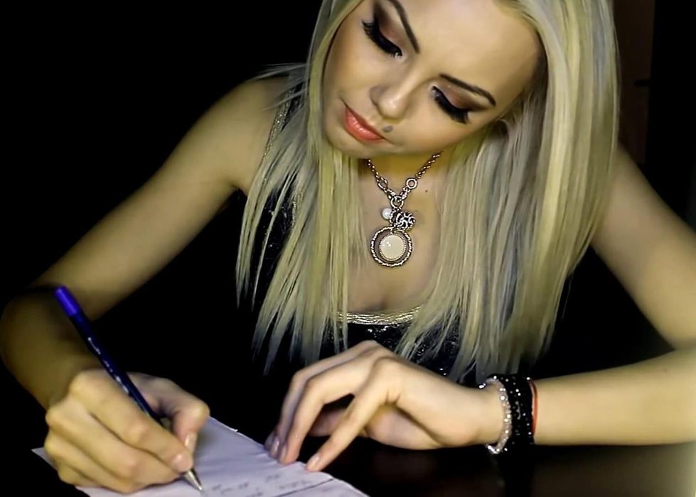 DENISA MANELISTA se bucură de fiecare moment din viaţă! Ce mesaj le-a transmis astăzi fanilor ei
