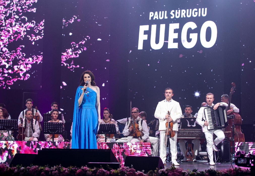 Fuego, show total cu folclor la Sala Palatului