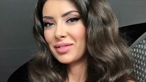 ”Sunt îndrăgostită” Primele imagini cu ştirista de la DIGI24 & iubitul miliardar
