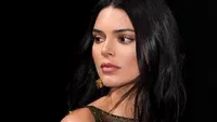 Kendall Jenner, aproape goală pe covorul roșu de la Cannes! Manechinul a venit cu sânii la vedere