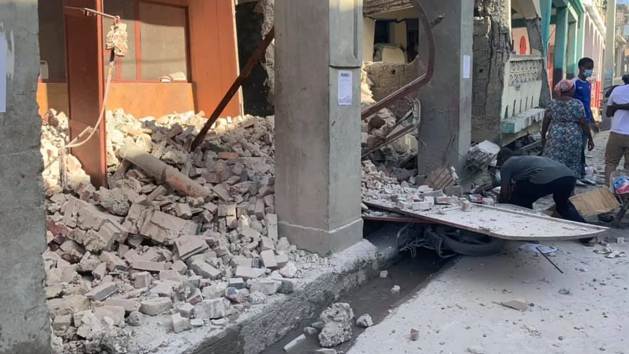 Cutremur dezastruos în Haiti! Peste 300 de oameni și-au pierdut viața. Seismul a înregistrat o magnitudine de 7,2