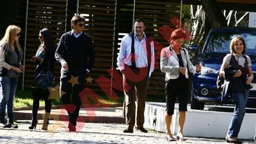 Femeile roiesc in jurul lui Lupescu