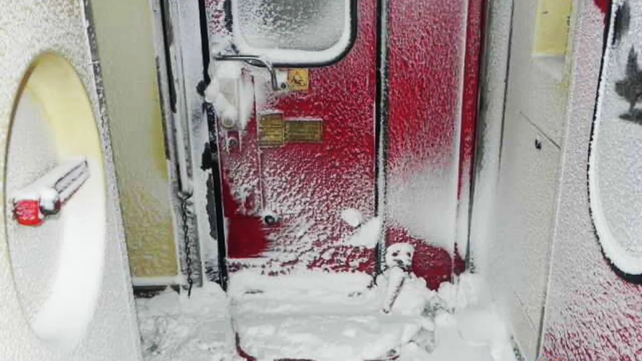 Astea sunt trenurile groazei! Poti sa mori congelat daca nimeresti in vagoanele astea!
