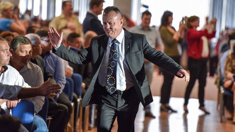 Ce spune primarul ieșean care a făcut sex cu două minore, la birou: „Eu sunt mândru cu ceea ce am realizat”