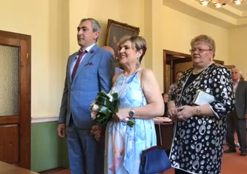 Nicoleta Voica s-a căsătorit la 62 de ani. Primele imagini de la cununia civilă