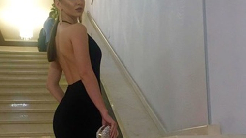 Ce sexy e fiica cea mică a lui Corneliu Vadim Tudor după despărţirea de Tibi Vărzaru! Ultimele imagini cu JENI VADIM TUDOR 