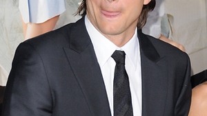 Ashton Kutcher a devenit cel mai bine platit actor de sitcomuri! VEZI aici ce salariu are