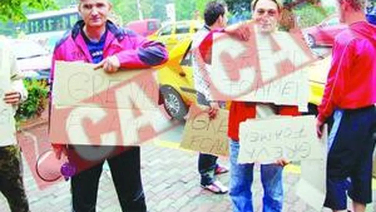 Taximetristii din Petrila Ameninta ca-Si dau foc