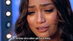 Fata câștigătoarei X Factor moare de dor de mama ei! Cum arată fiica de 7 ani pe care Bella nu a mai văzut-o de 2 ani!