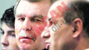 L-a umilit pe Dinu "Vama"