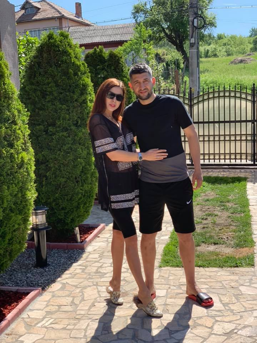 Mihai Costea și Adelina Nica nu mai formează un cuplu (Foto: Facebook)