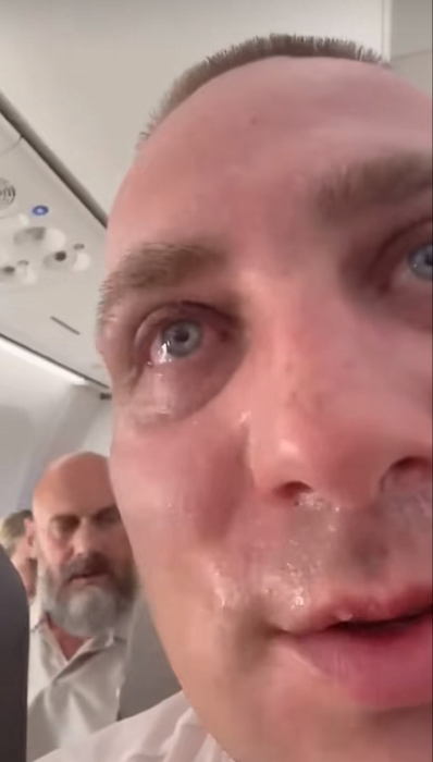 Pasagerii unui avion care trebuia să zboare în Antalya au trecut prin clipe grele. Blocați pe pistă, la 56 grade Celsius