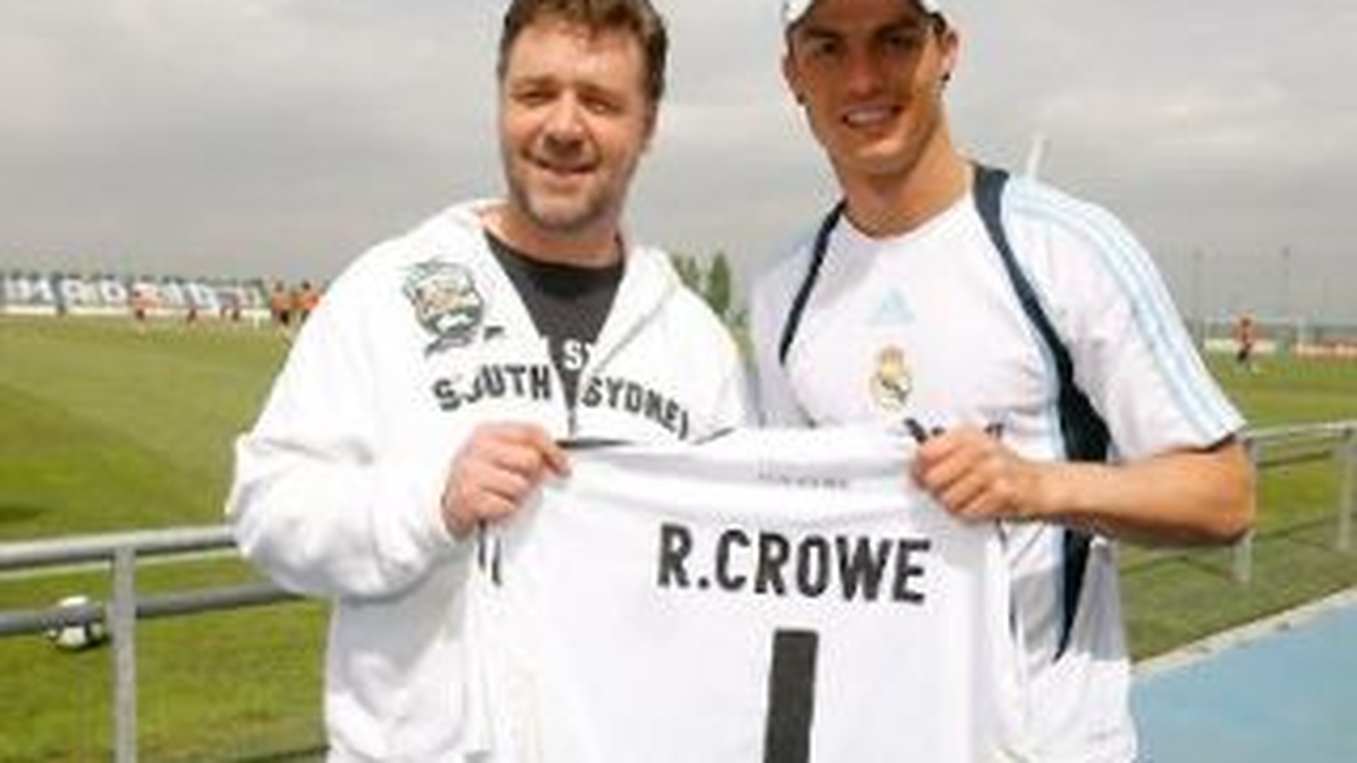 Russel Crowe a vizitat baza de pregatire a formatiei Real Madrid