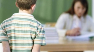 Un băiat de 12 ani, bolnav de cancer, umilit la şcoală! S-a ajuns la Avocatul Poporului