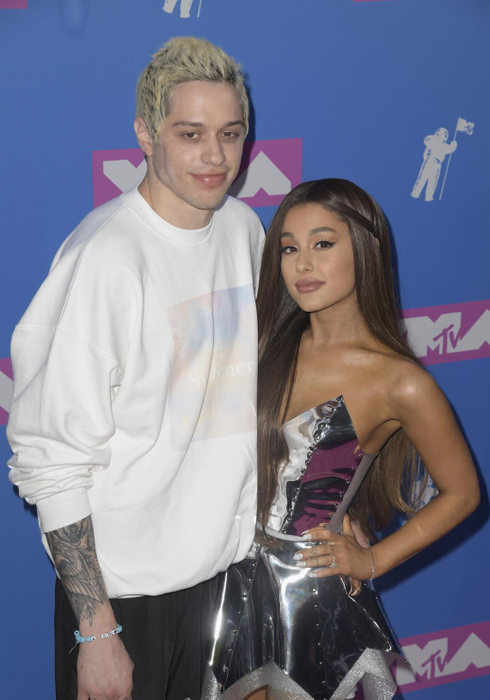 Ariana Grande și Pete Davidson s-au despărțit! Cei doi erau logodiți