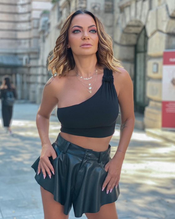 Andreea Antonescu are de gând să plece în America la mijlocul acestei luni