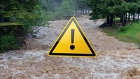 Alertă de viituri în România! 19 județe, vizate de cod galben. Avertismentul INHGA