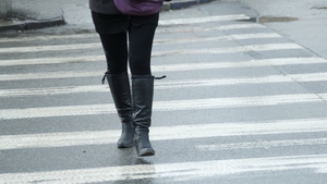 Ce a patit o femeie, chiar inainte de a traversa strada! S-a intamplat recent, in Brasov!