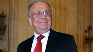 Ion Iliescu este internat la Spitalul Elias! Afla cum se simte acum fostul preşedinte a României