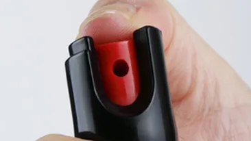 O vanzatoare din Timisoara a fost atacata cu spray lacrimogen si jefuita