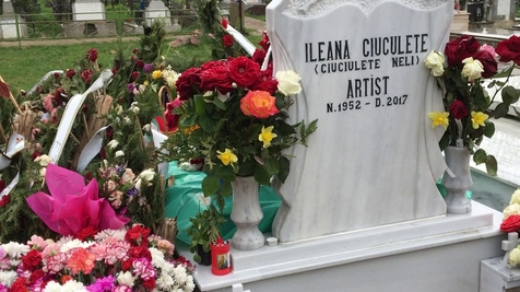 ILEANA CIUCULETE, cel mai scump loc de veci din cimitir! Cât a costat mormântul regretatei cântăreţe