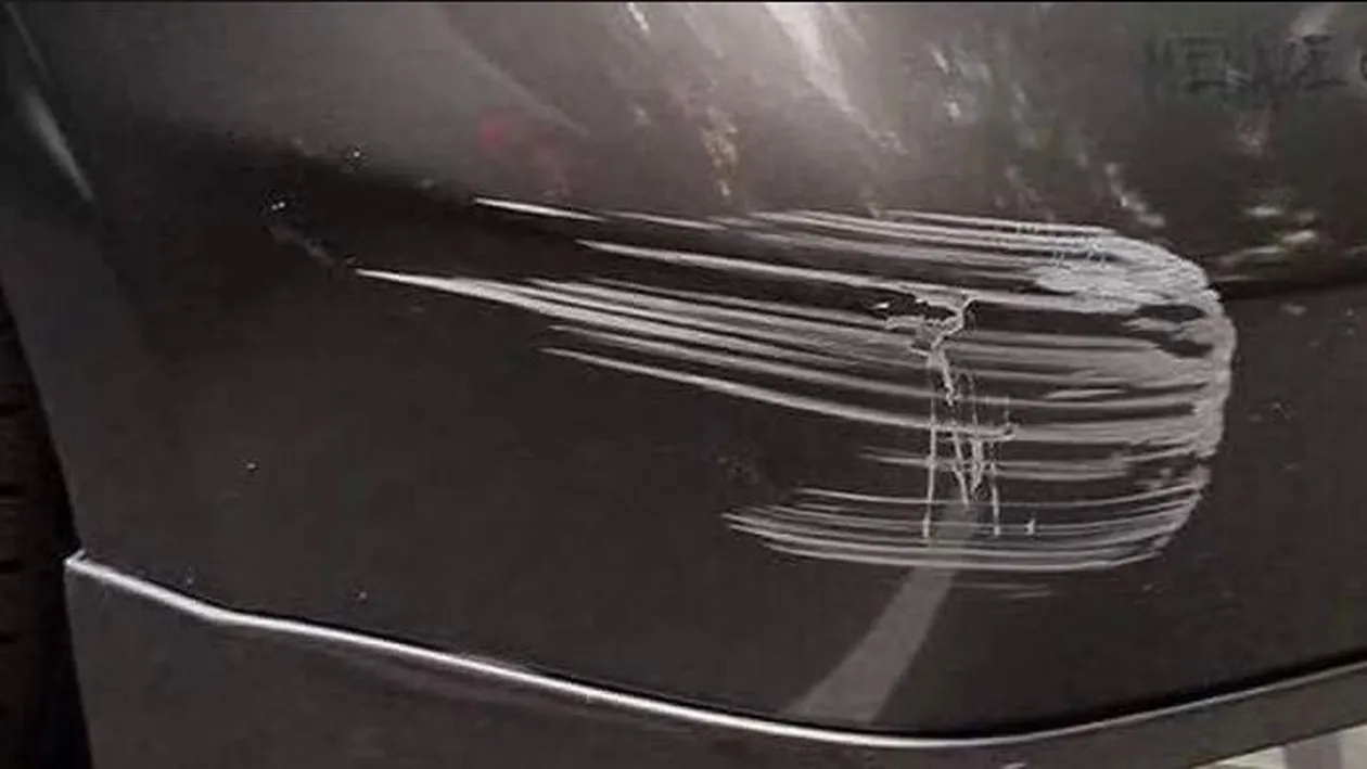 Ideea ingenioasă a unui șofer din Iași de a economisi bani după ce și-a zgâriat mașina