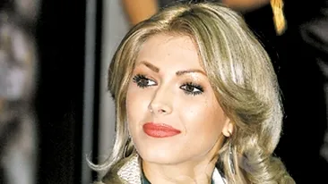 Ilinca Vandici se pricepe la gatit! Ciorba de burta si aripioarele  la cuptor imi ies cel mai bine!