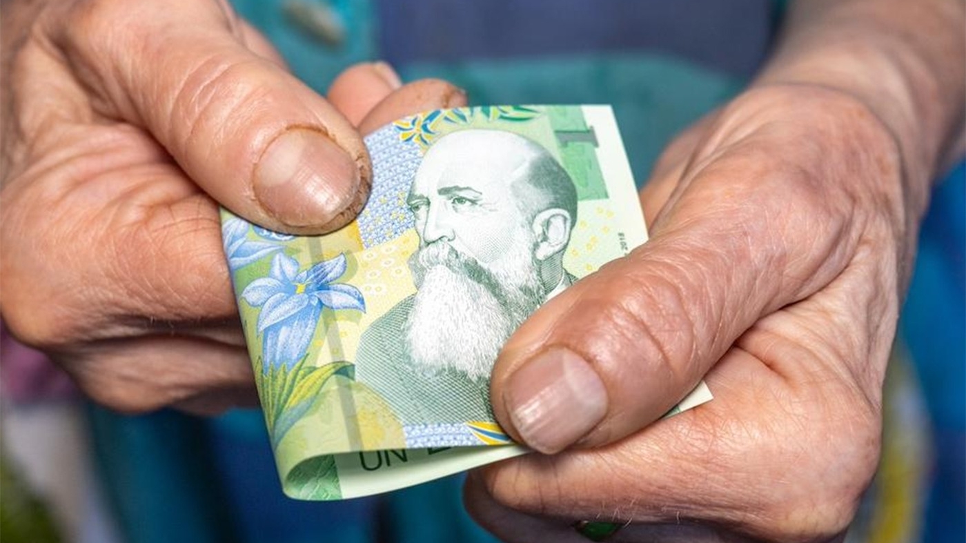 Acești pensionari din România primesc 400 lei de Paște. Cine se încadrează - vezi lista finală