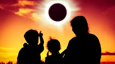 Hotelurile din Europa, luate cu asalt pentru eclipsa totală de Soare. Prețuri uriașe la cazare