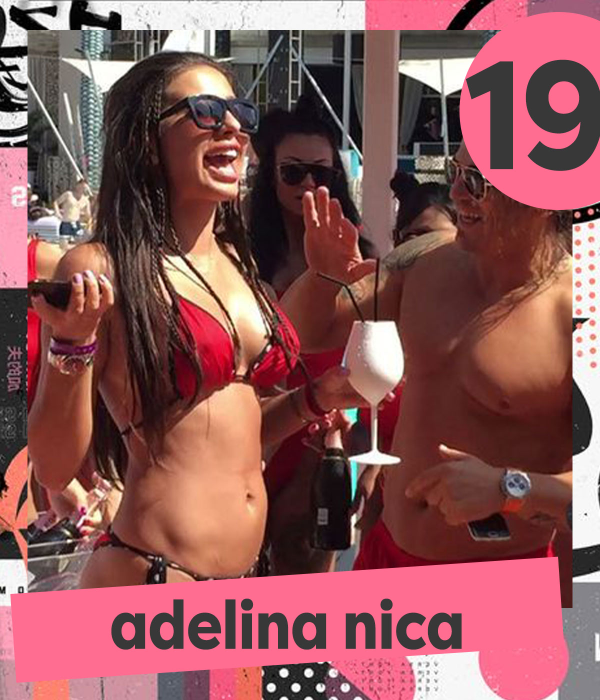 Intră în acţiune TOP 30 de vedete pe care le-am surprins în toată splendoarea! Antonia, Ramona Olaru şi Larisa Popa, show total în cele mai sexy costume de baie roşii ca ouăle de Paşte