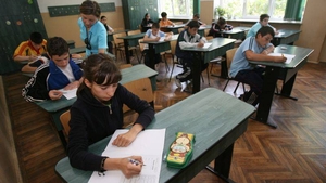 O elevă care iniţial a primit nota 3,65, a obţinut 10, după ce a făcut contestaţie la EVALUAREA NAŢIONALĂ!