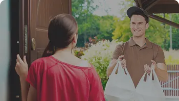 Restaurantele care livrează mâncare la domiciliu au înregistrat creșteri enorme de comenzi, datorită coronavirusului! Ce alte afaceri prosperă în această perioadă